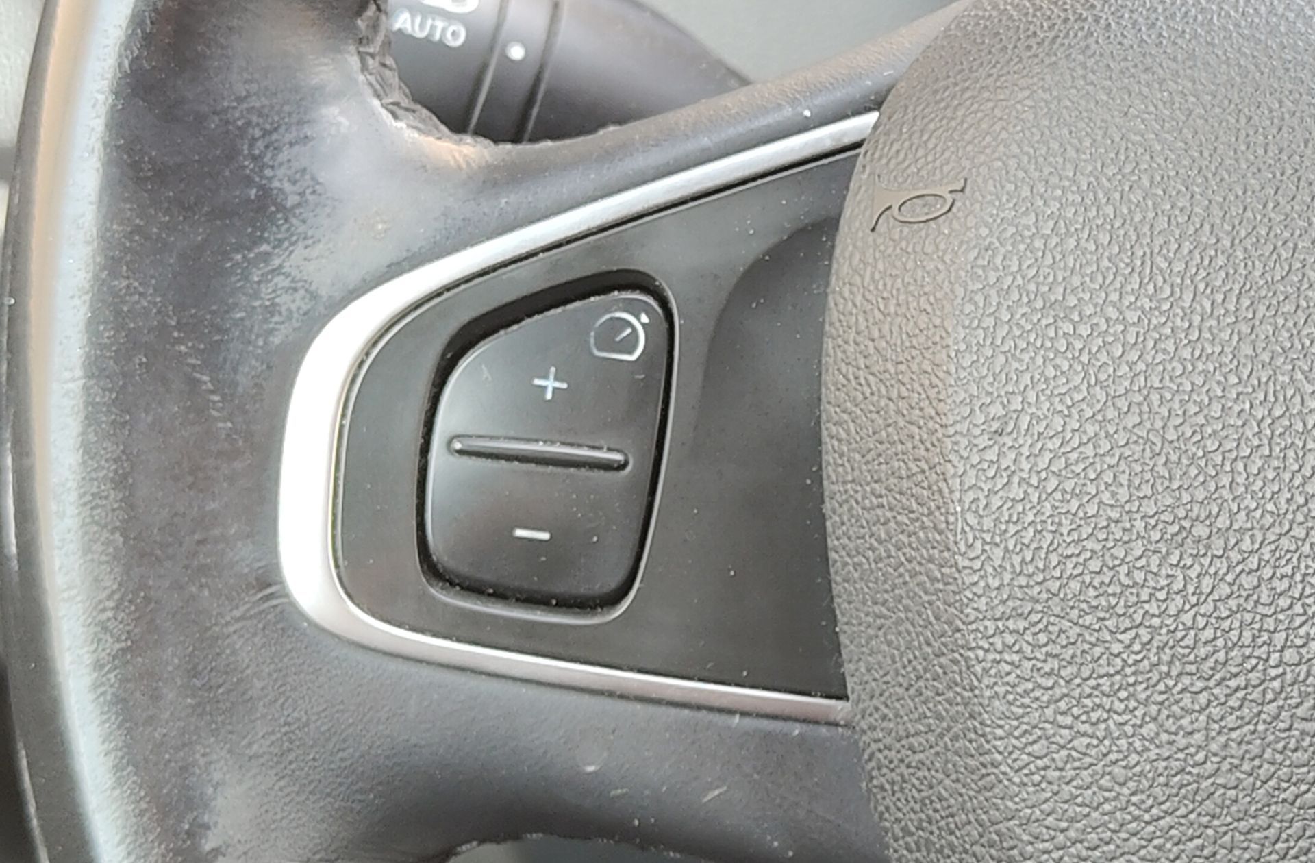 Renault Captur Zen Energy TCe EDC - foto 25