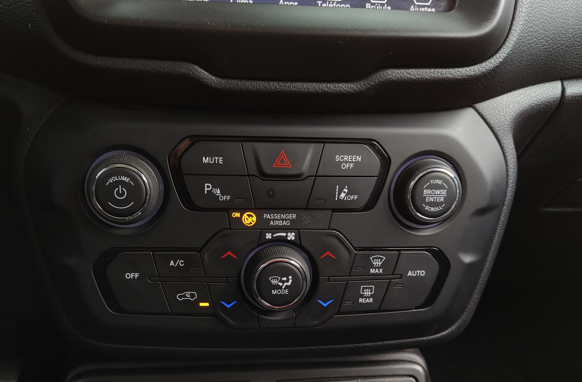 Jeep Renegade eHybrid 1.5 Limited ATX - foto 26