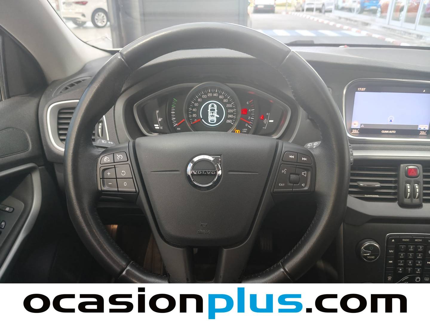 Equipamiento del Volvo V40 Cross Country Volvo V40 Cross Country Cross Country D2 (120 CV)