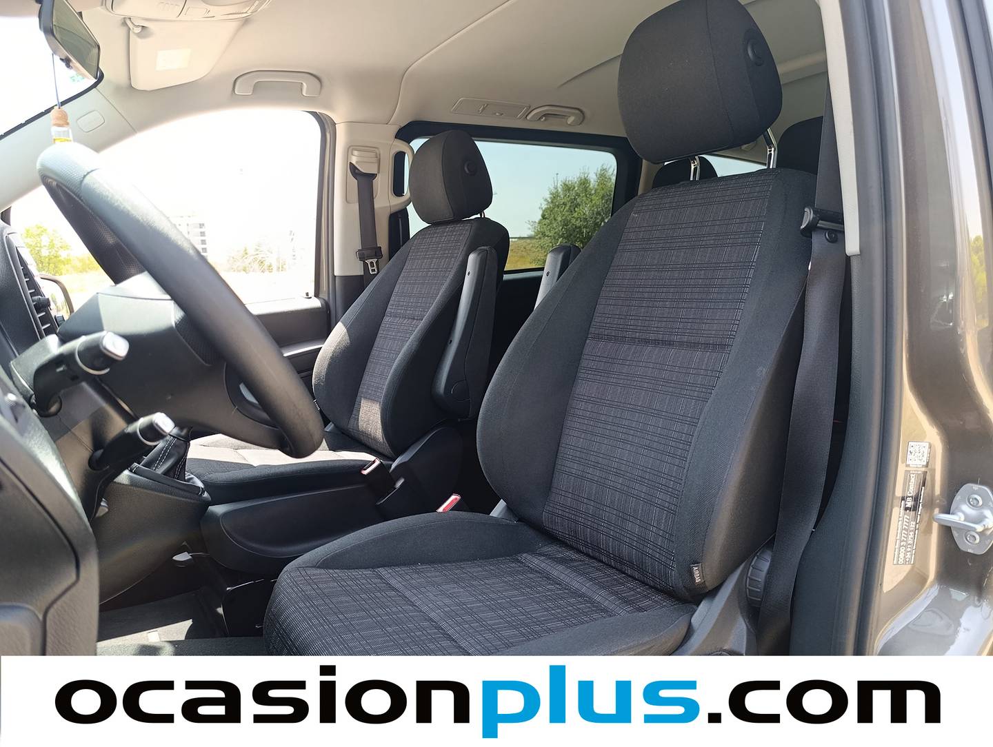 Foto asientos traseros Mercedes Vito Mercedes Vito Combi 114 CDI Tourer Base Larga (136 CV) 8 Plazas