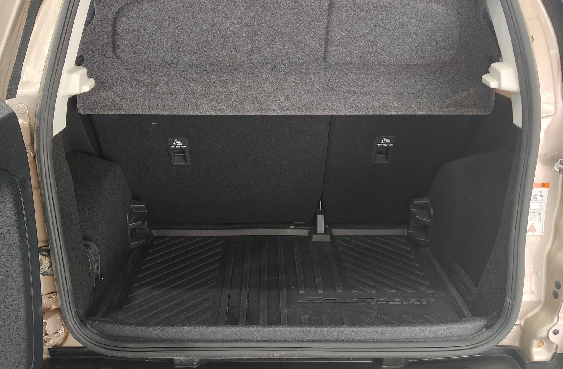 Ford EcoSport 1.0T EcoBoost Titanium - foto 16