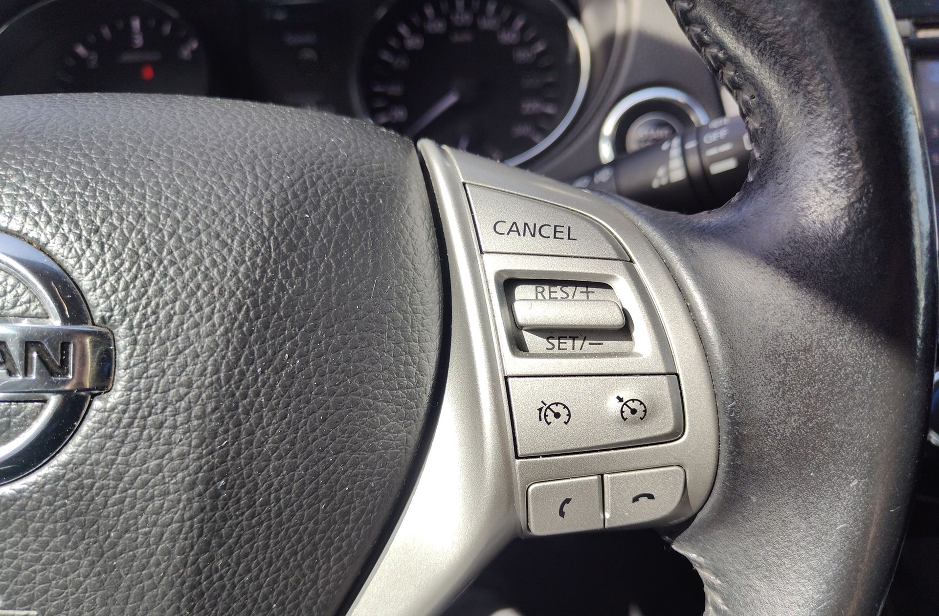 Nissan Qashqai 1.5 dCi N-Connecta 4x2 - foto 23