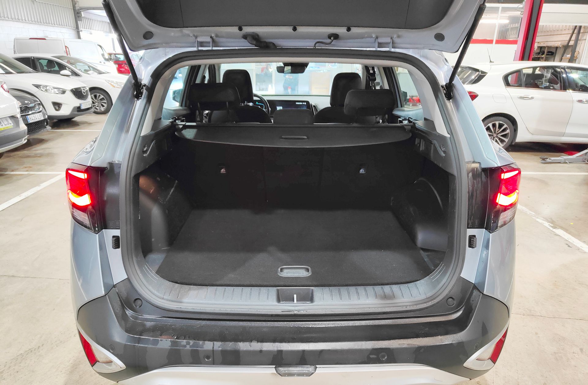 Kia Sportage 1.6 CRDi MHEV Business 4x2 - foto 17