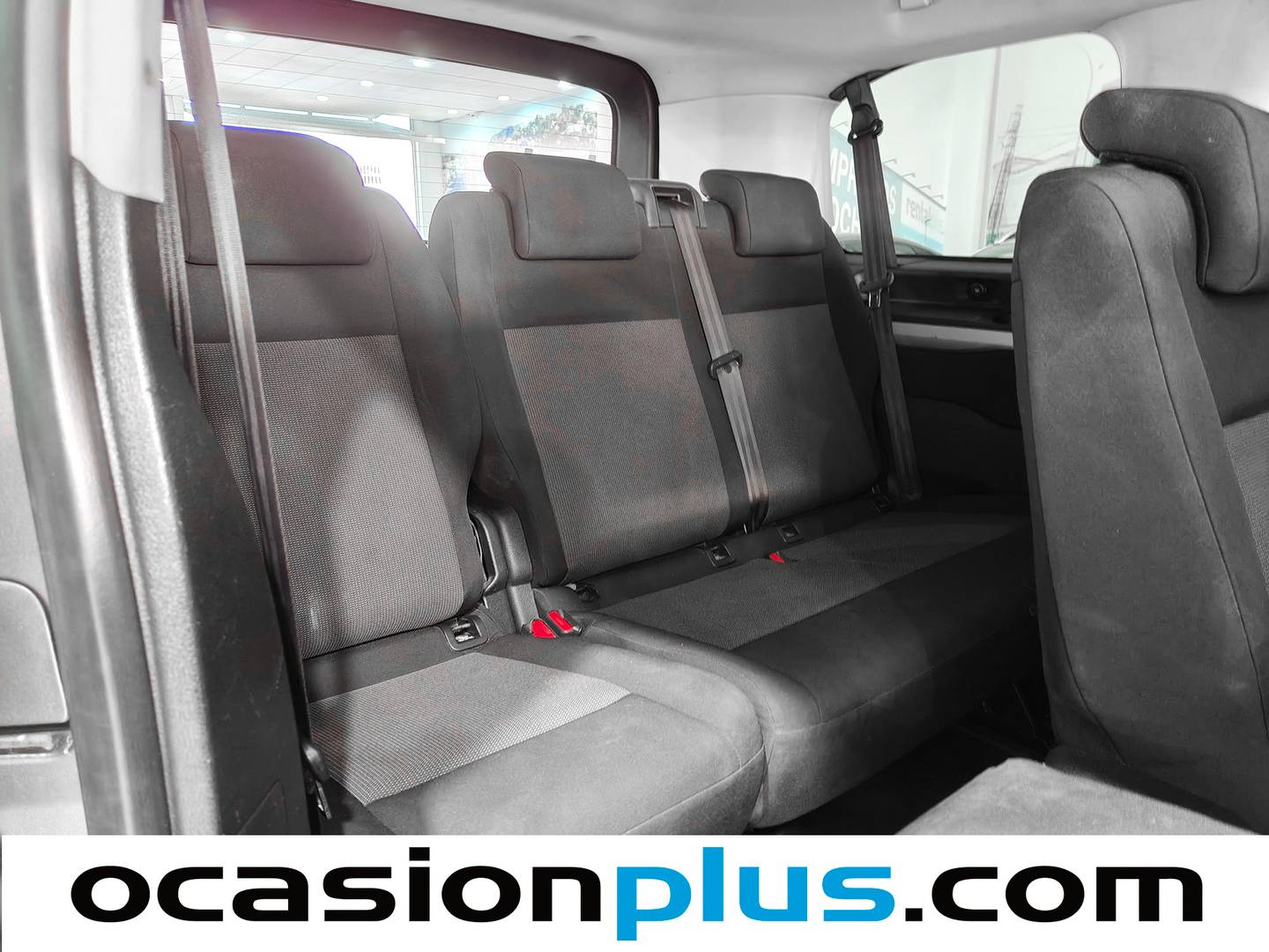 Foto Peugeot Traveller Peugeot Traveller 1.6 BlueHDi Business Standard (115 CV) 9 Plazas