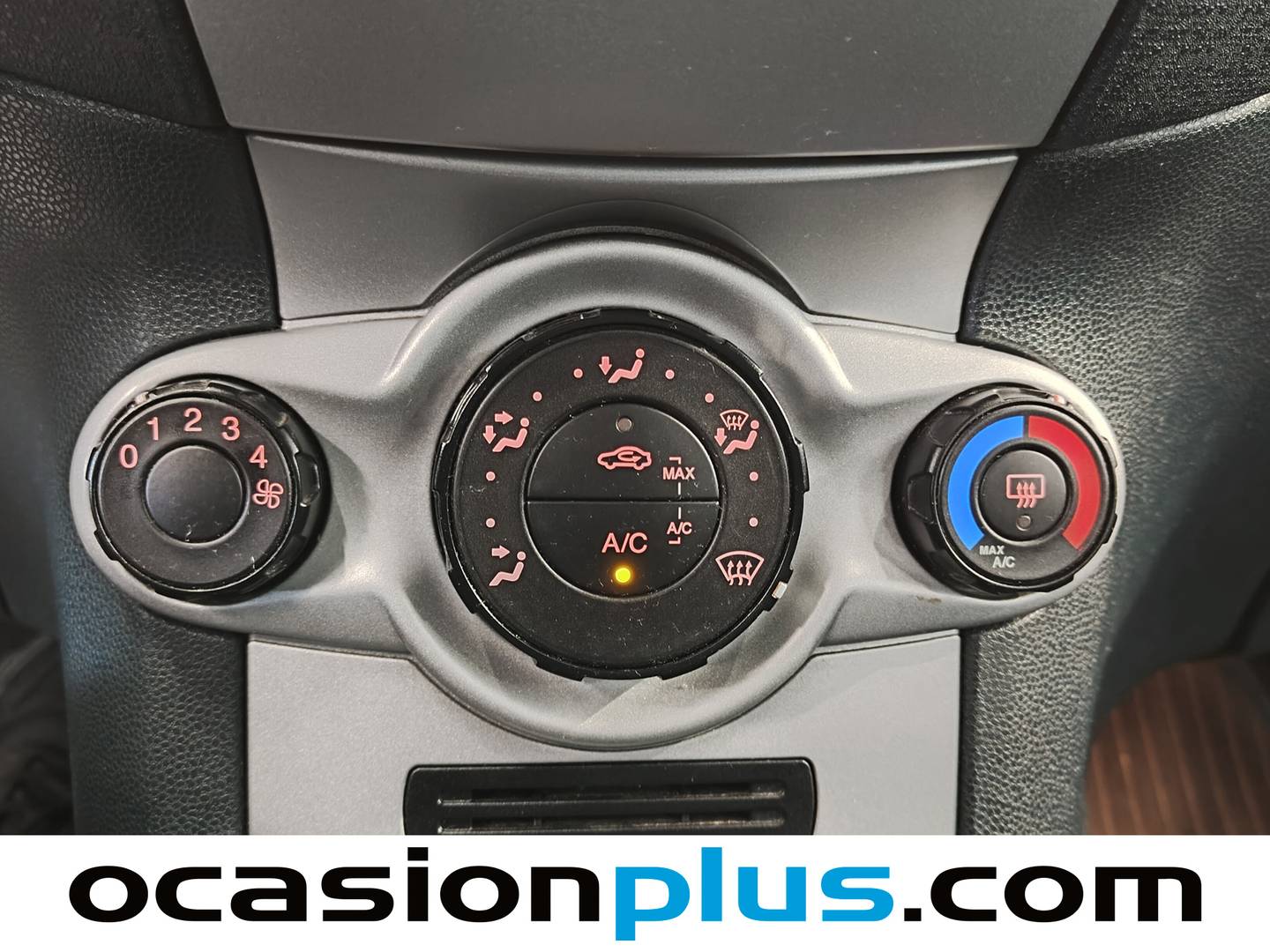 Extras y acabados del Ford Fiesta Ford Fiesta 1.25 Trend (82 CV)