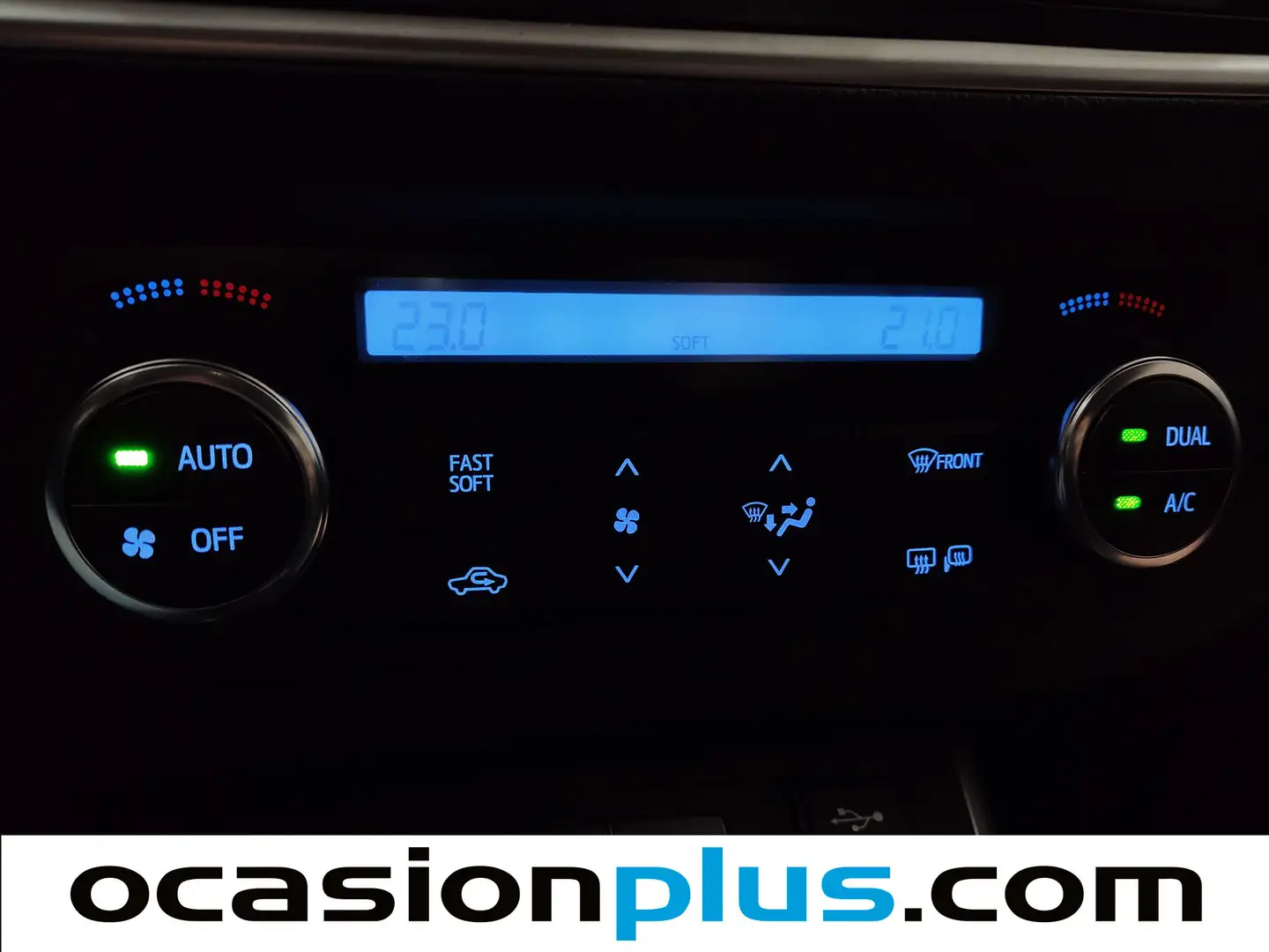 Foto Toyota Auris Toyota Auris Hybrid Advance (136 CV)