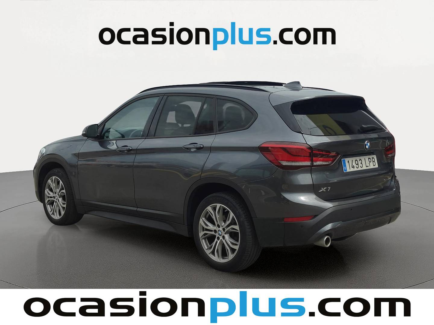 Foto trasera BMW X1 BMW X1 sDrive18i 136 CV derecha