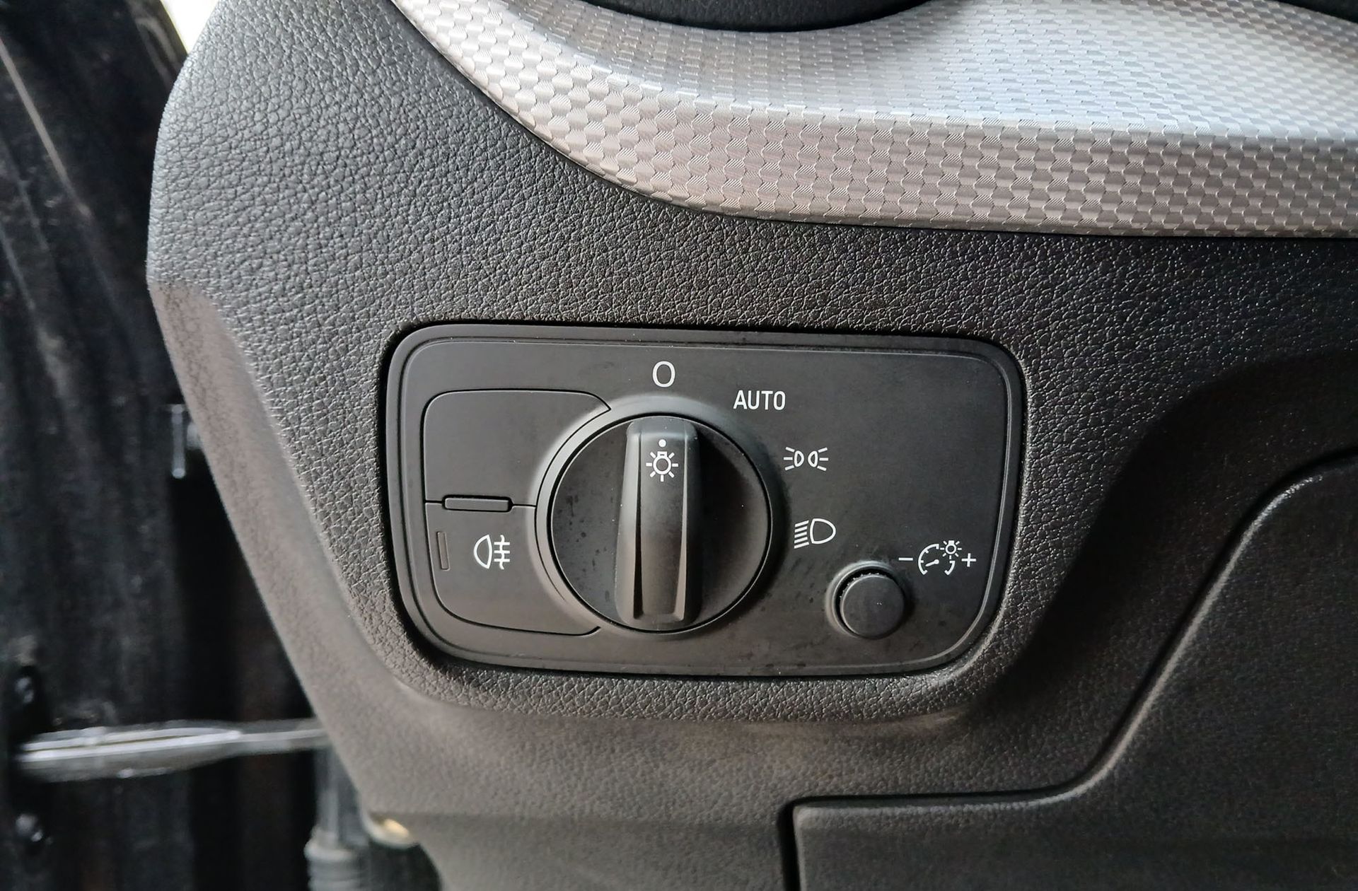 Audi Q2 Advanced 30 TFSI - foto 23