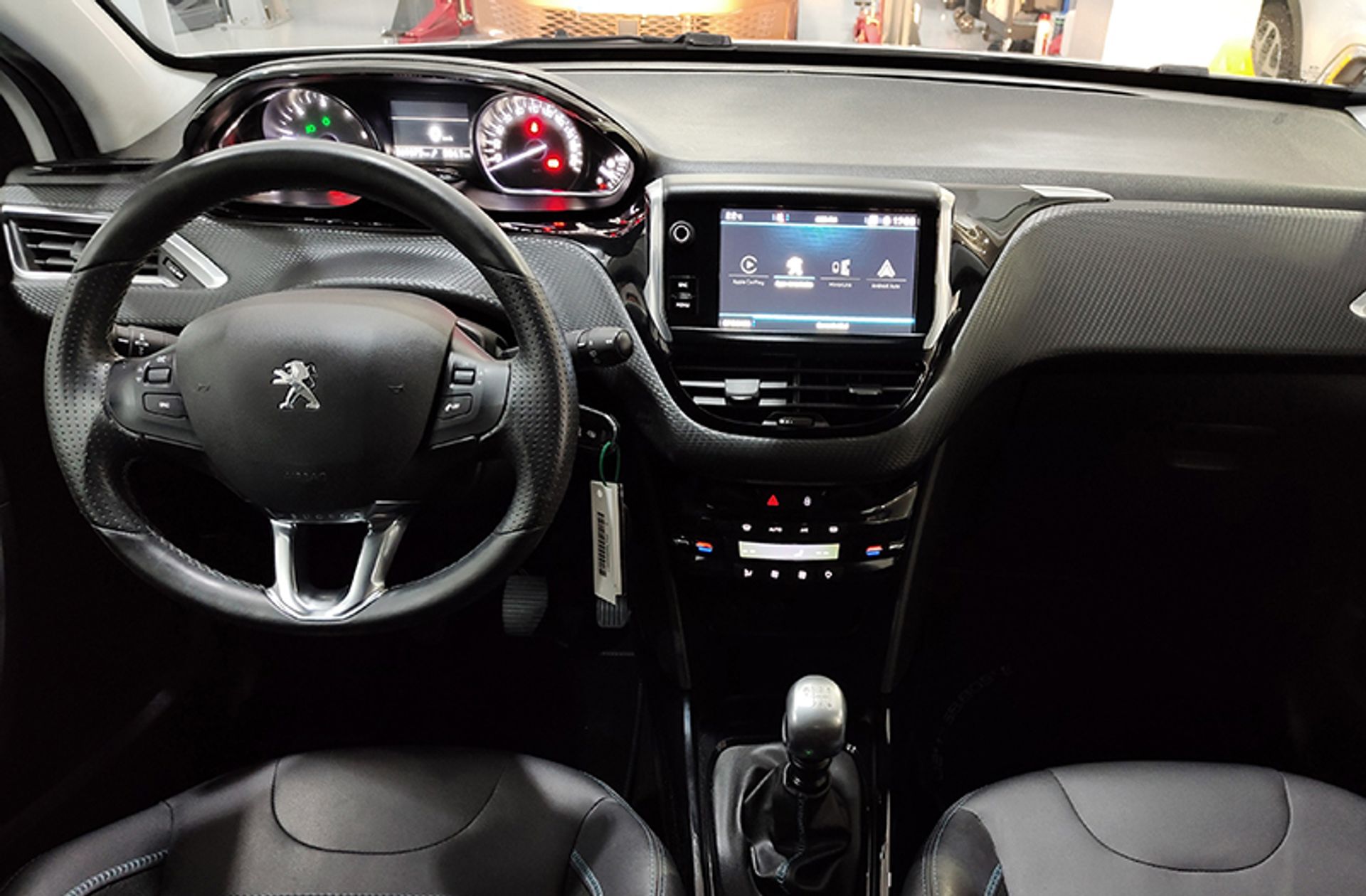 Peugeot 2008 BlueHDi 120 Crossway - foto 7