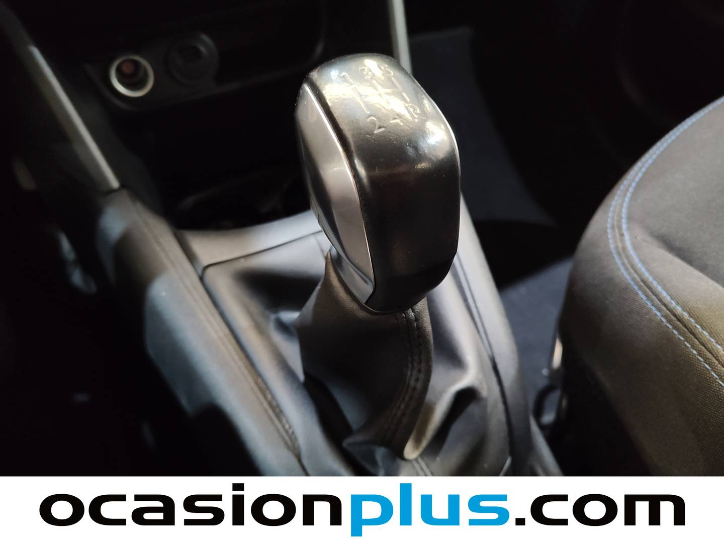 Peugeot 208 Peugeot 208 PureTech Signature (82 CV) de segunda mano