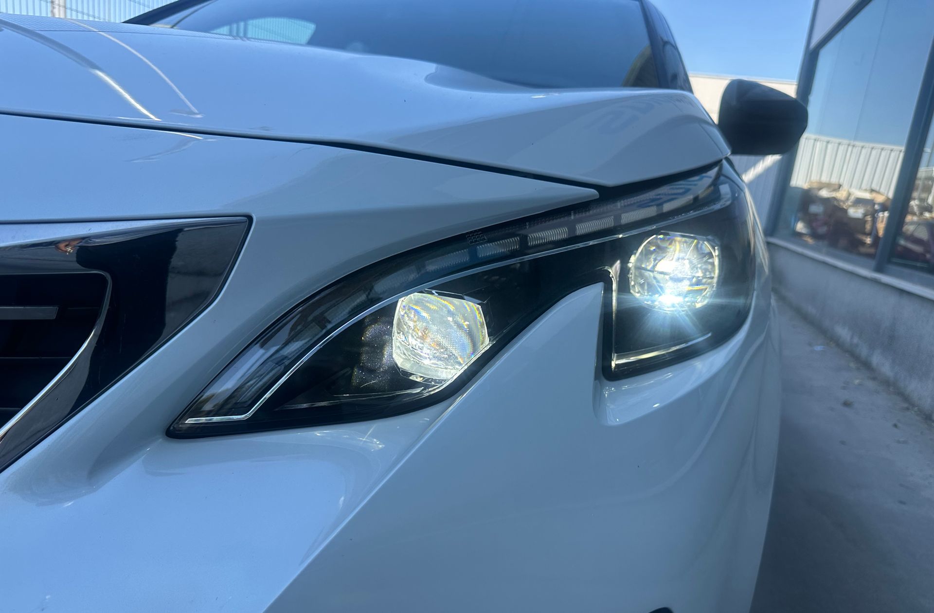 Peugeot 3008 PureTech 130 GT Line EAT8 - foto 14