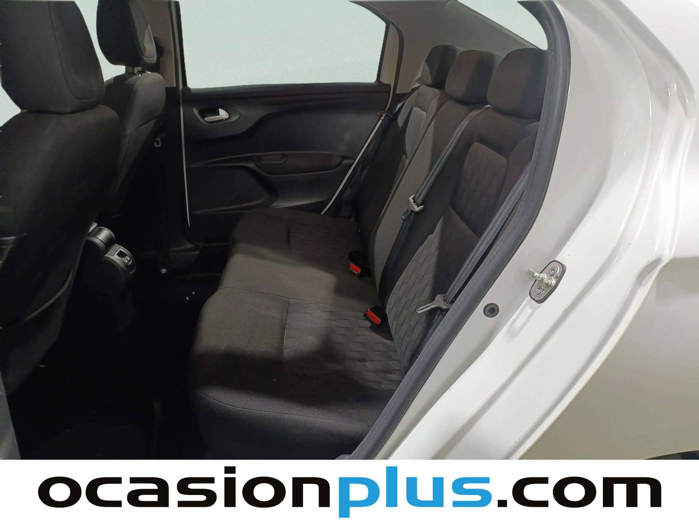Foto asientos traseros Citroën C-Elysée Citroën C-Elysee BlueHDi 100 Shine (102 CV)