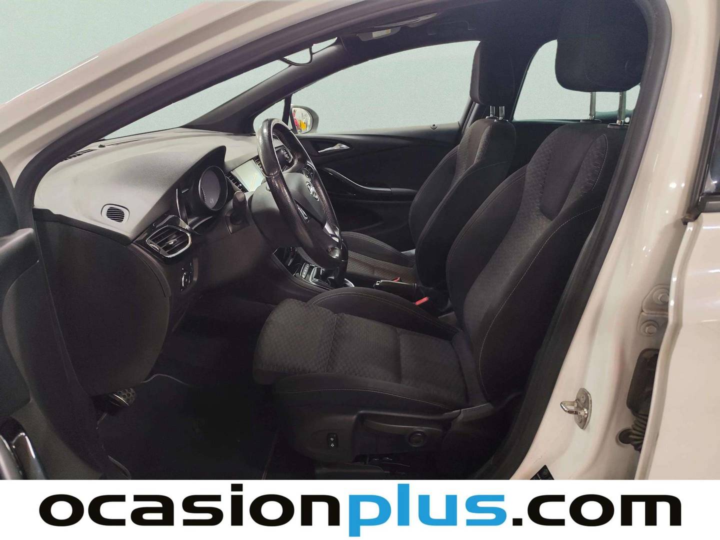 Foto asientos delanteros Opel Astra Opel Astra 1.6 Turbo S&S GSi Line (200 CV)