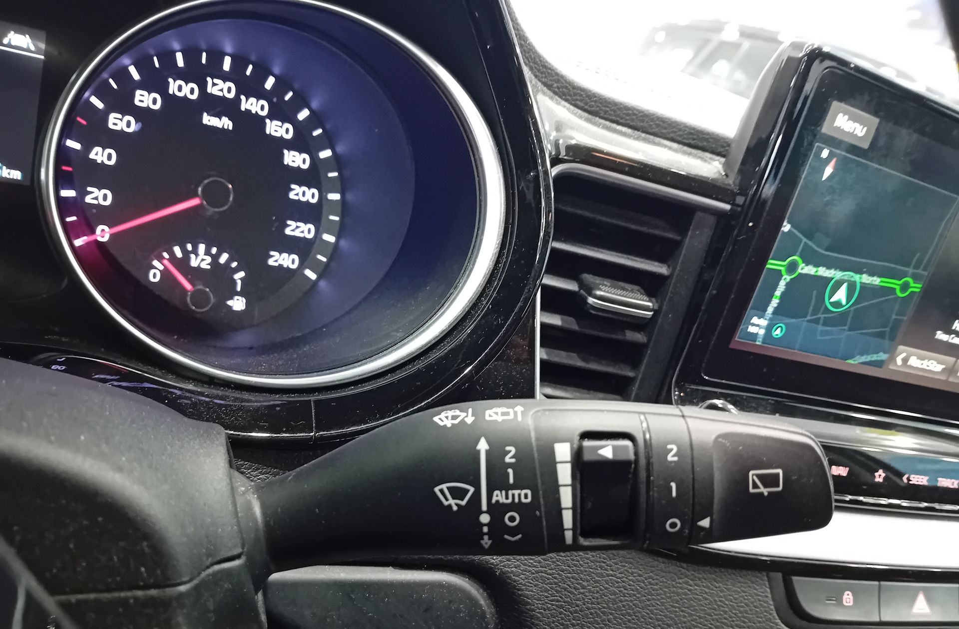 Kia XCeed 1.4 T-GDi Tech DCT - foto 27