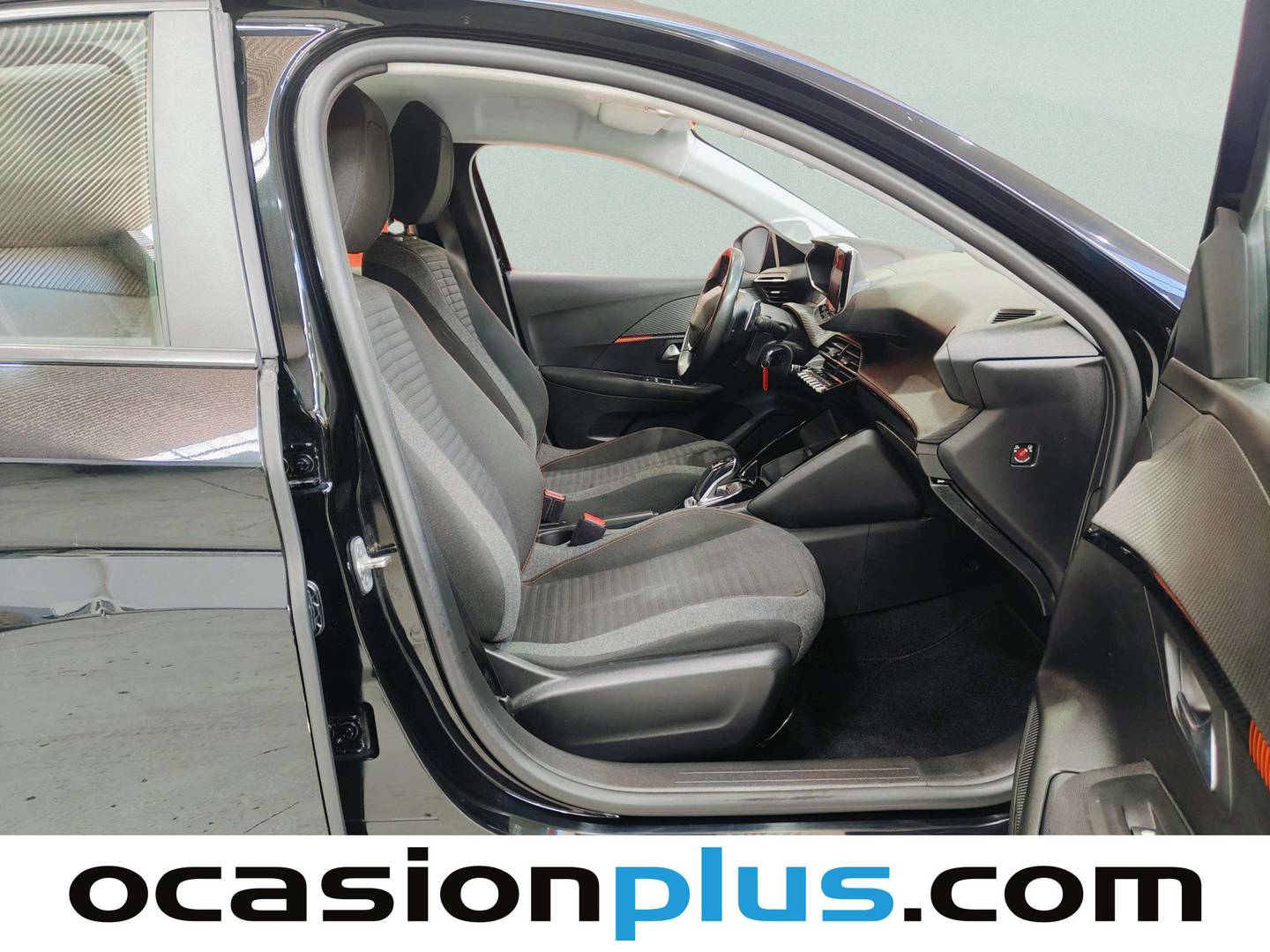 Peugeot 208 Peugeot 208 PureTech 100 Active Pack EAT8 (100 CV) gasolina