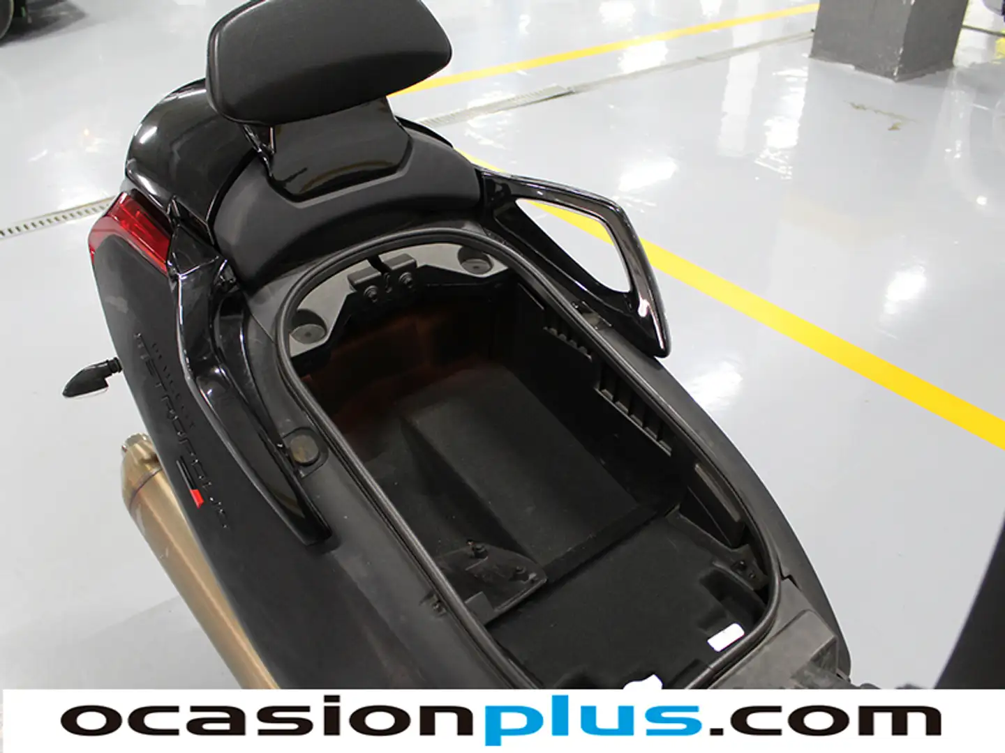 Foto Peugeot Metropolis 400 Peugeot Metropolis 400 Metropolis 400 (35 CV)