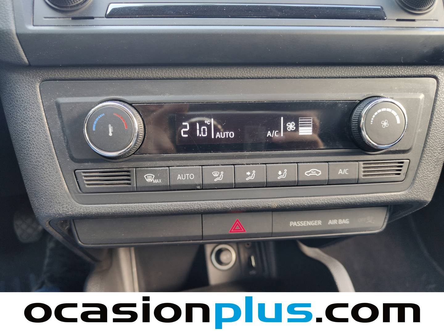 Seat Ibiza Seat Ibiza SC TSI Style Connect 66 kW (90 CV) gasolina