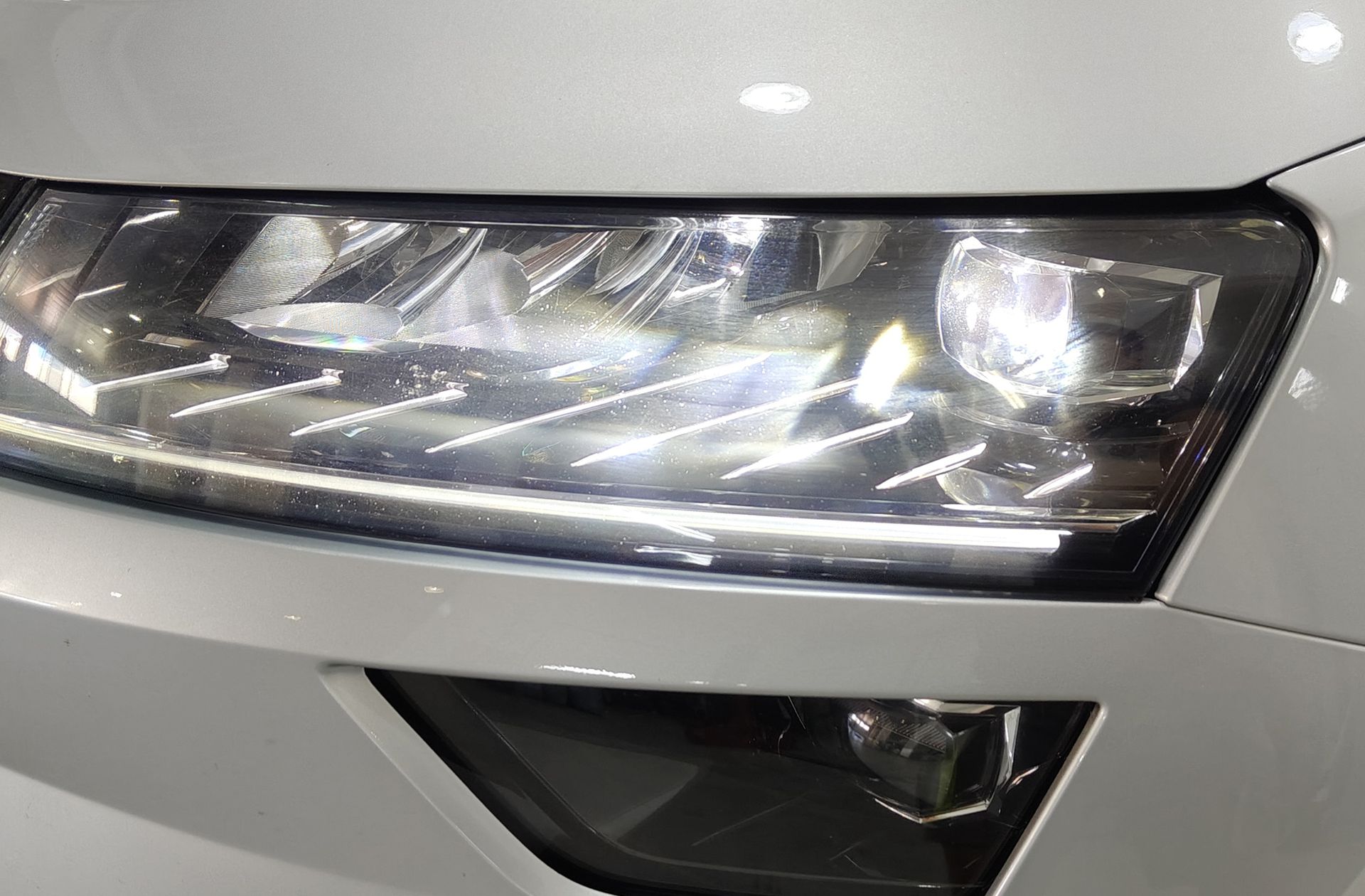 Škoda Karoq 1.5 TSI Sportline - foto 15