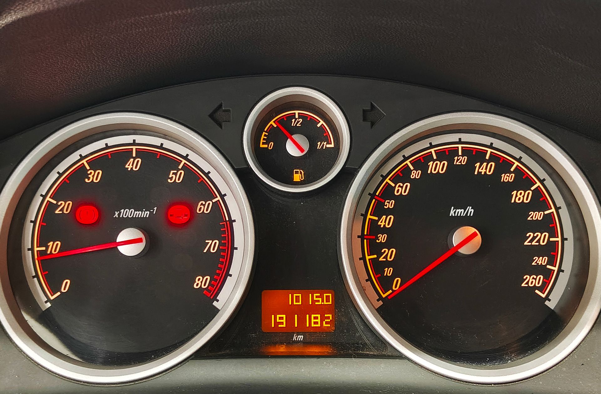 Opel Astra GTC 1.6 Sport - foto 20