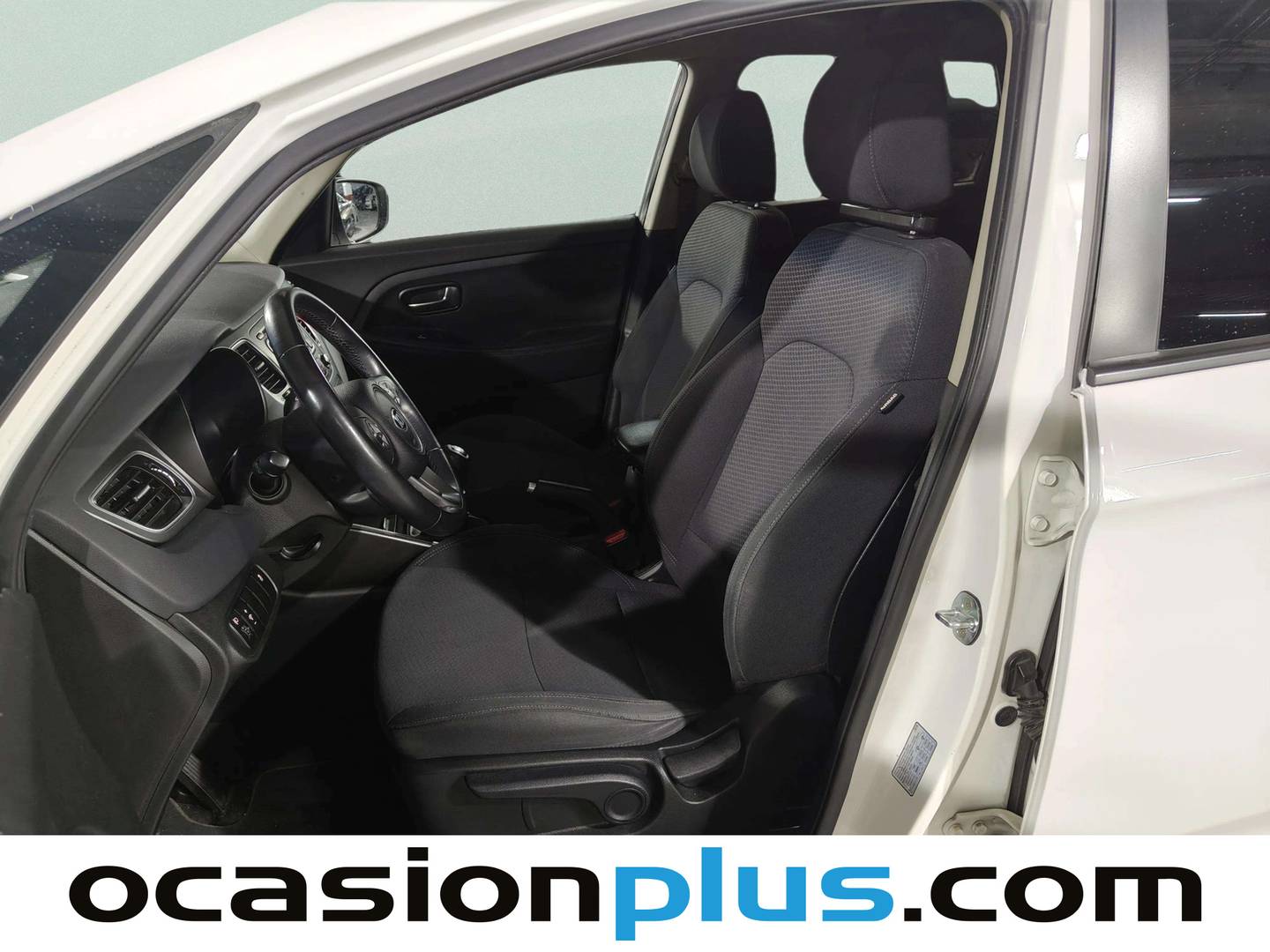 Foto asientos delanteros KIA Carens KIA Carens 1.6 GDi Concept (135 CV)