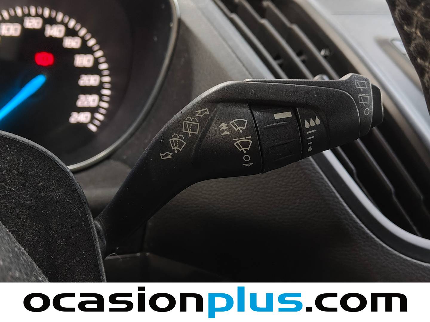 Ford Kuga Ford Kuga 2.0 TDCI S&S Titanium 4x2 (150 CV) seminuevo