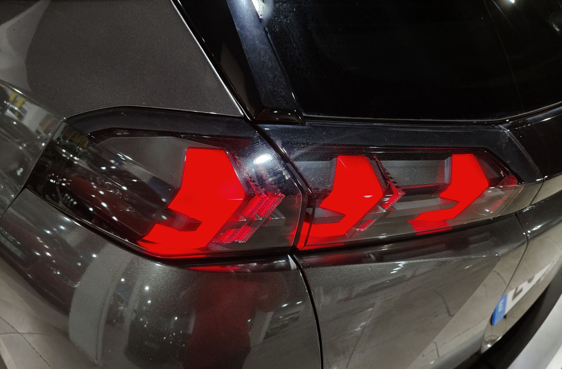 Peugeot 2008 PureTech 100 Allure - foto 16