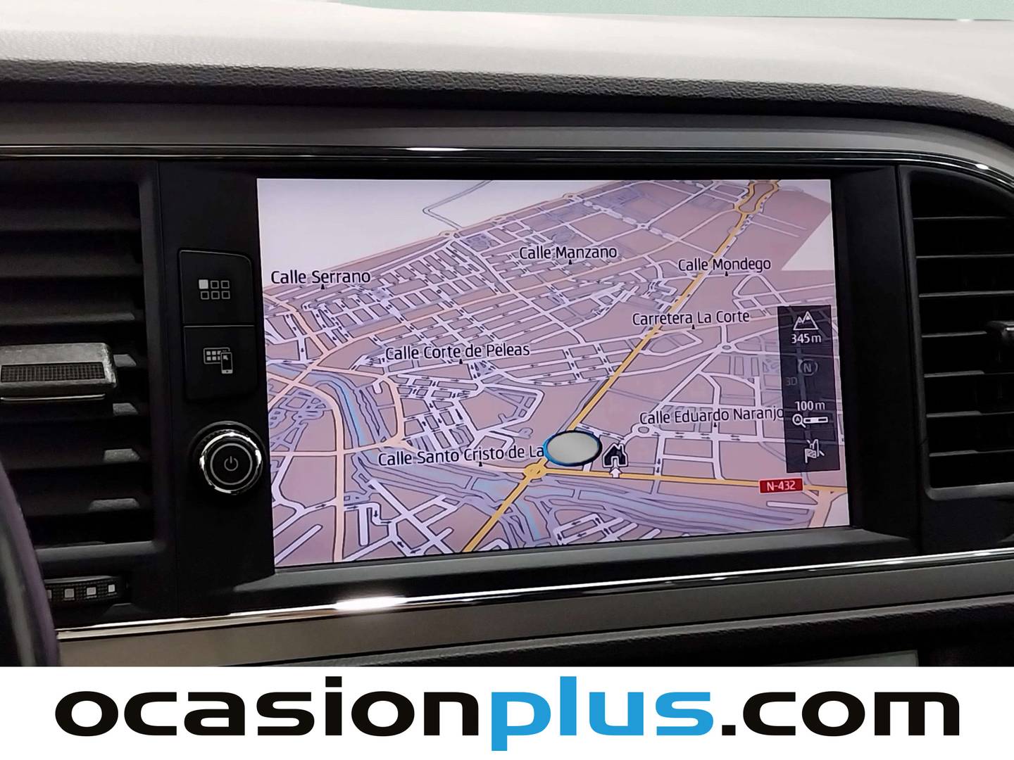 Foto Seat León SEAT León ST 1.8 TSI S&S X-perience Titan Desert 4Drive DSG (180 CV)