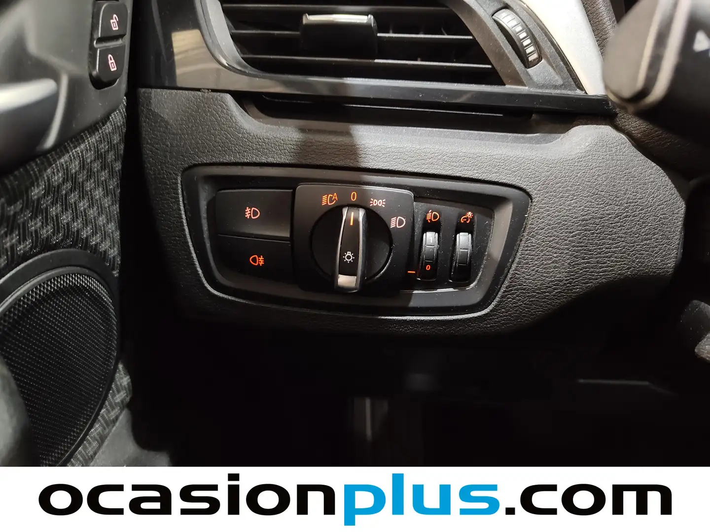 Foto BMW X1 BMW X1 sDrive16d Business (116 CV)