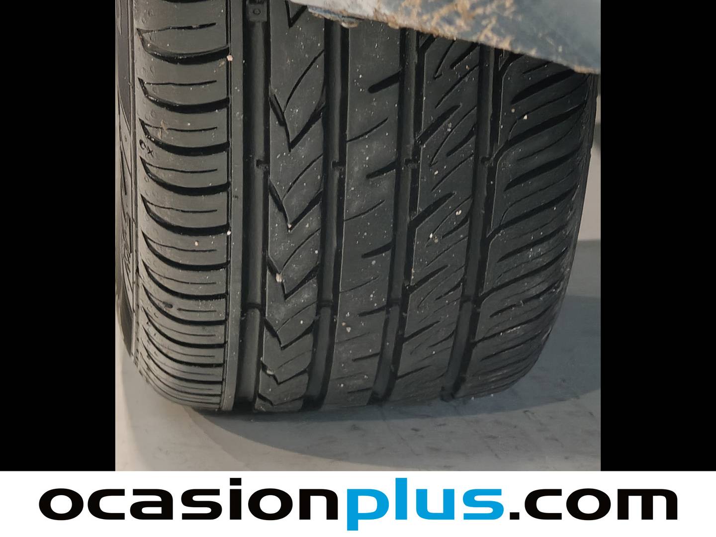 Foto Citroën C-Elysée Citroen C-Elysee BlueHDi 100 Exclusive (100 CV)