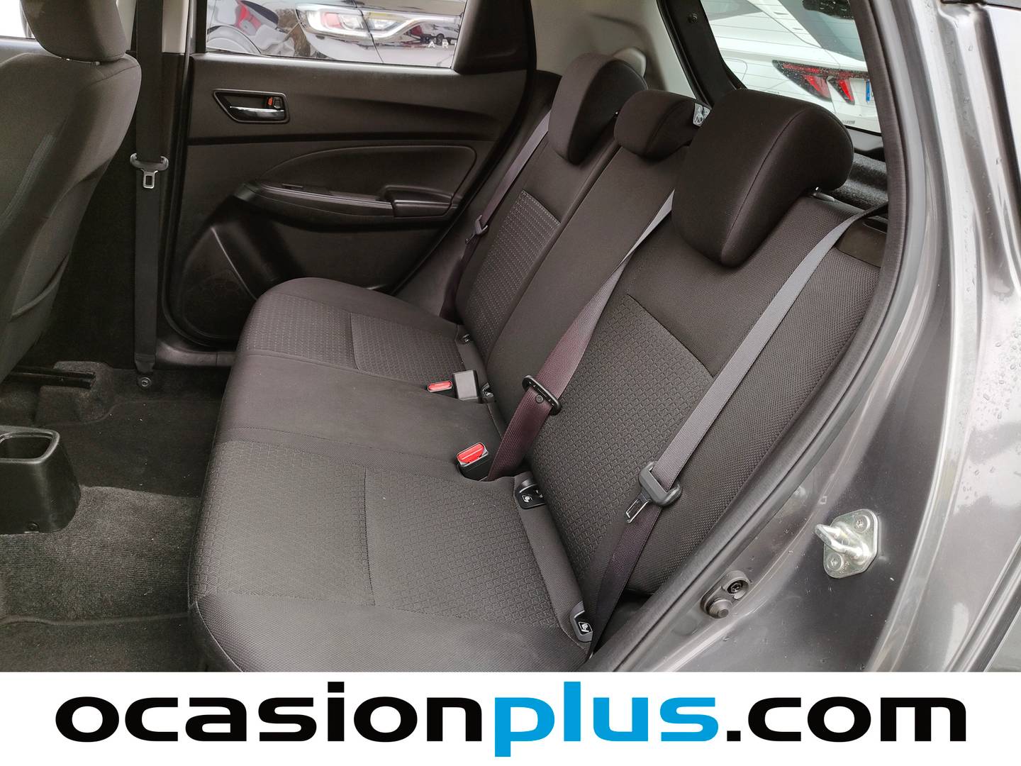 Foto asientos traseros Suzuki Swift Suzuki Swift 1.2 GLX SHVS (90 CV)