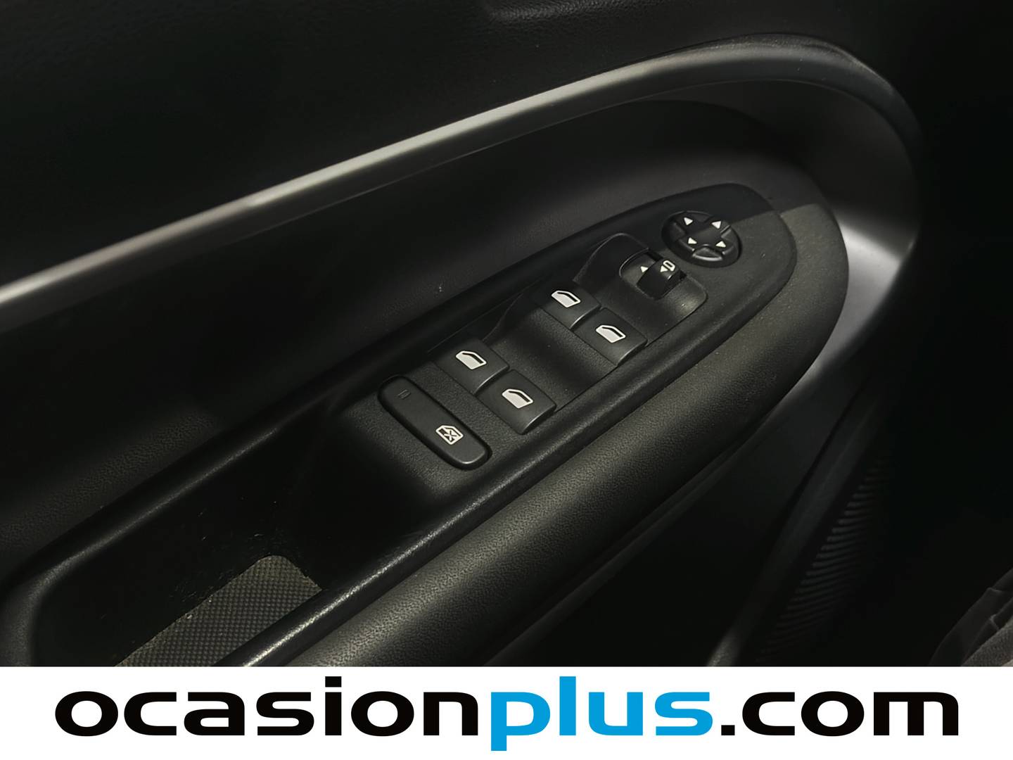 Foto Jeep Avenger Jeep Avenger 1.2 G Summit (100 CV)