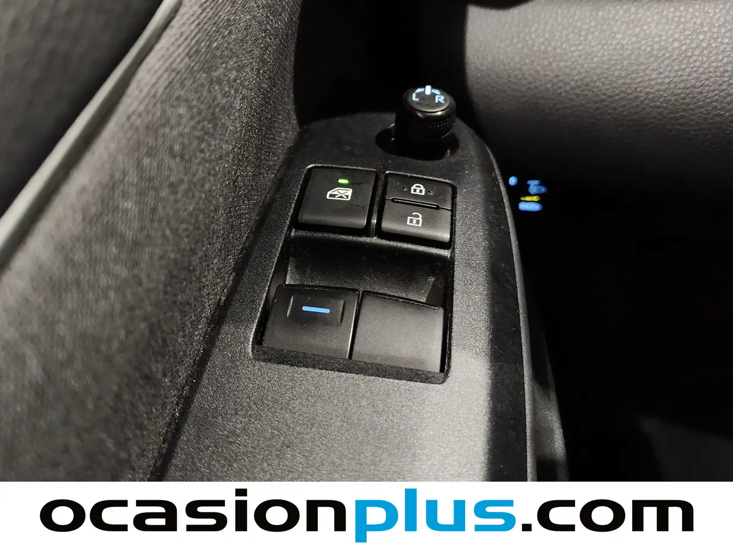 Foto Toyota Yaris Toyota Yaris 120H Business Plus (116 CV)