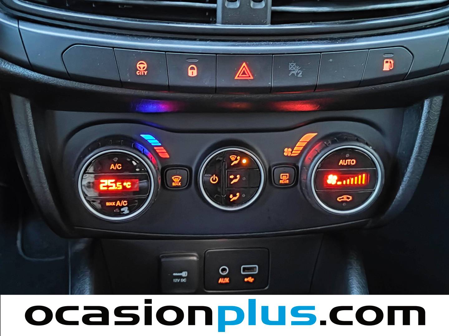 Foto Fiat Tipo Fiat Tipo 1.4 T-Jet Gasolina/GLP Lounge (120 CV)