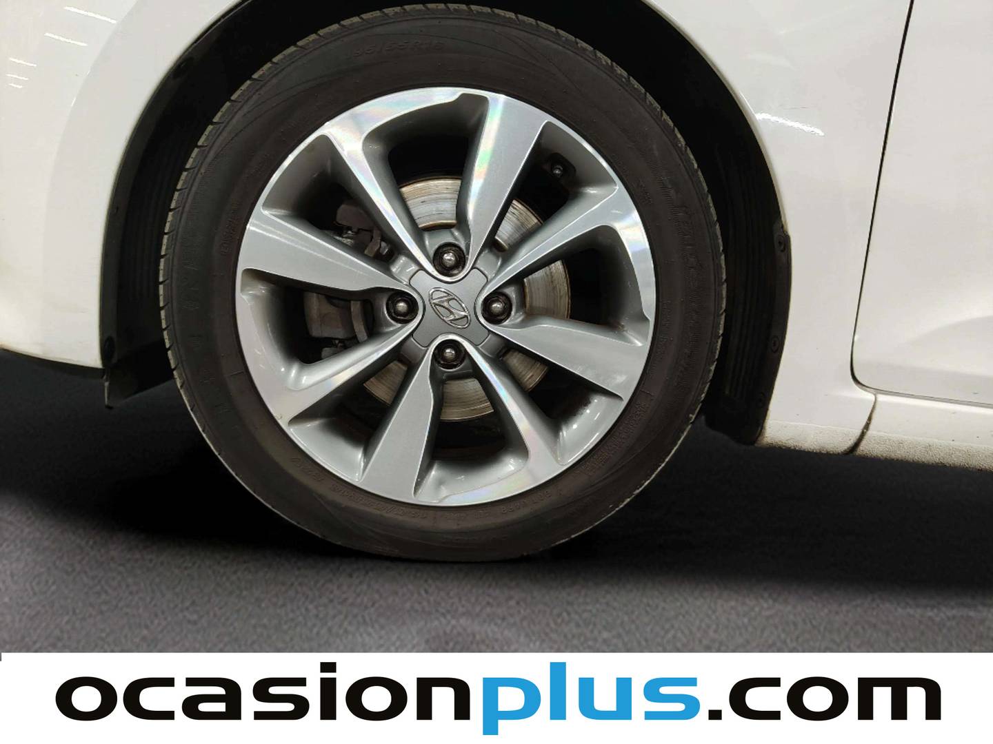 Equipamiento del Hyundai i20 Hyundai i20 1.1 CRDI Tecno (75 CV)