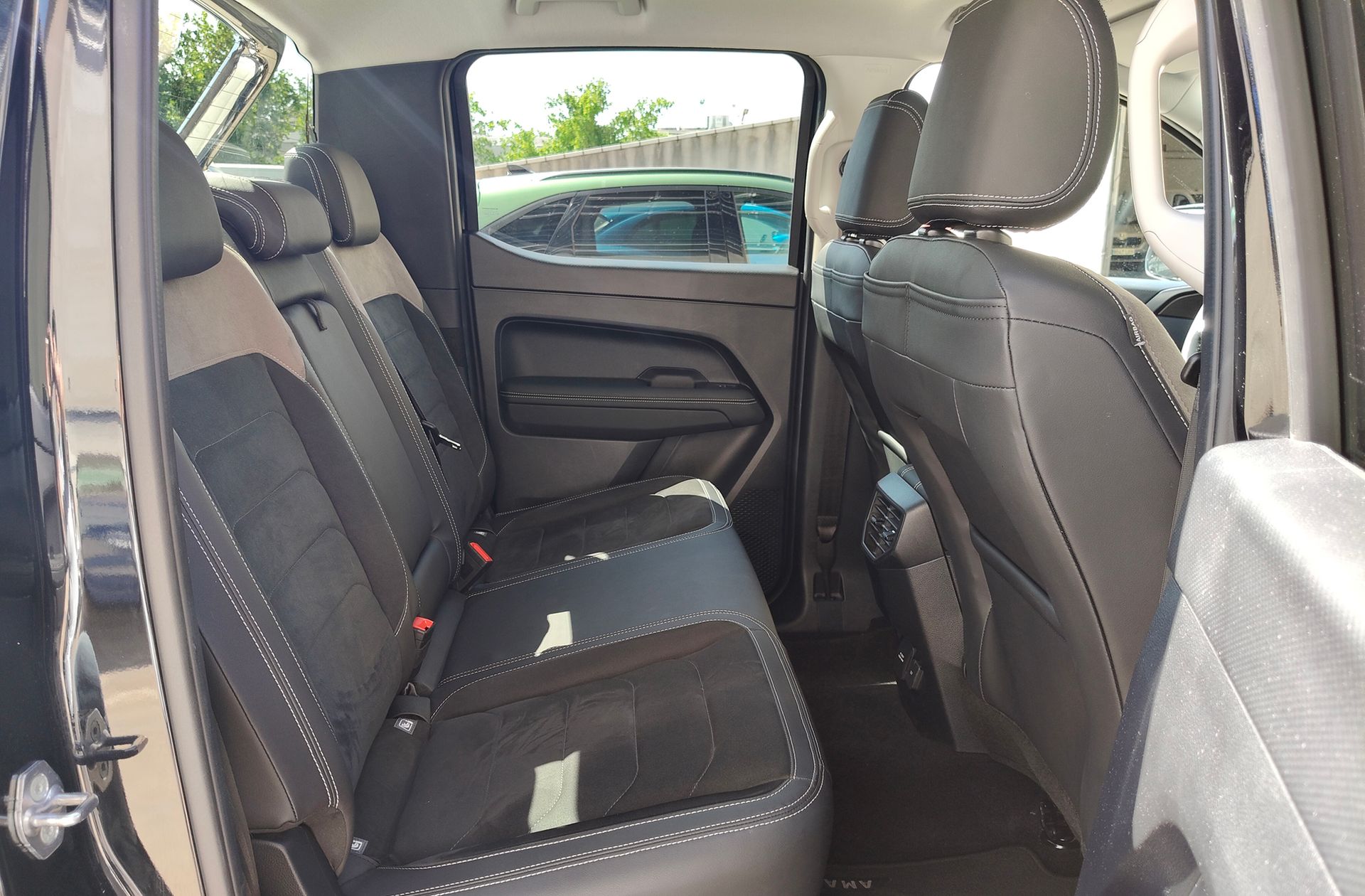 Volkswagen Amarok Style 2.0 TDI Doble Cabina DSG - foto 17