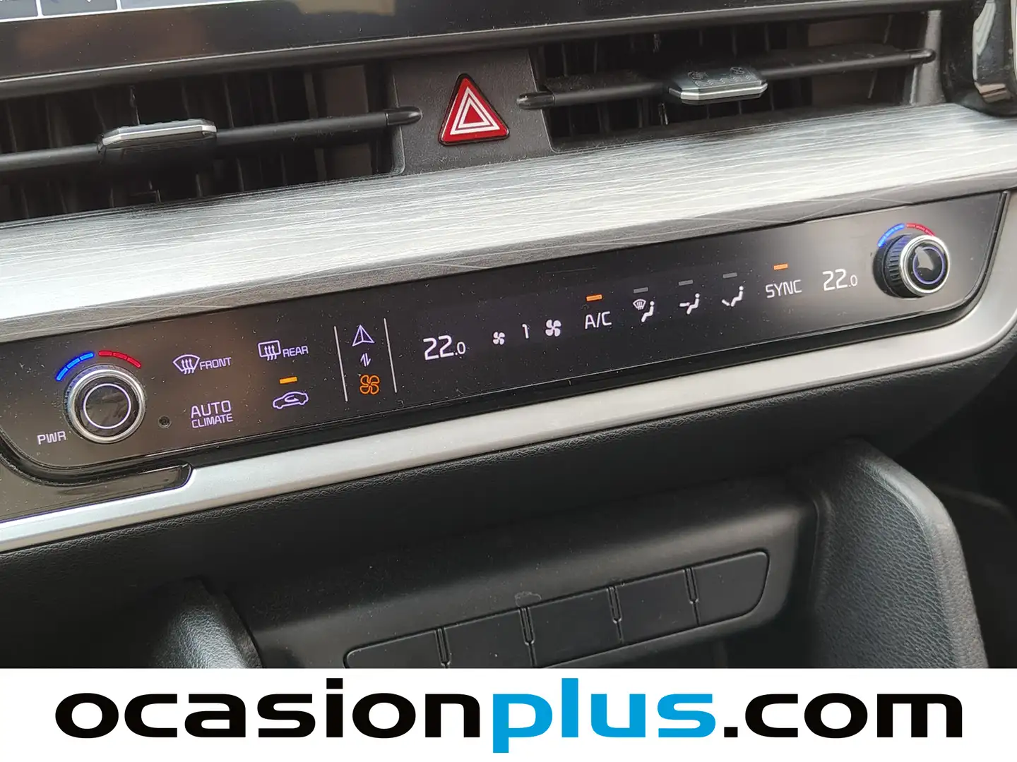 Foto KIA Sportage Kia Sportage 1.6 CRDi MHEV Business 4x2 (136 CV)