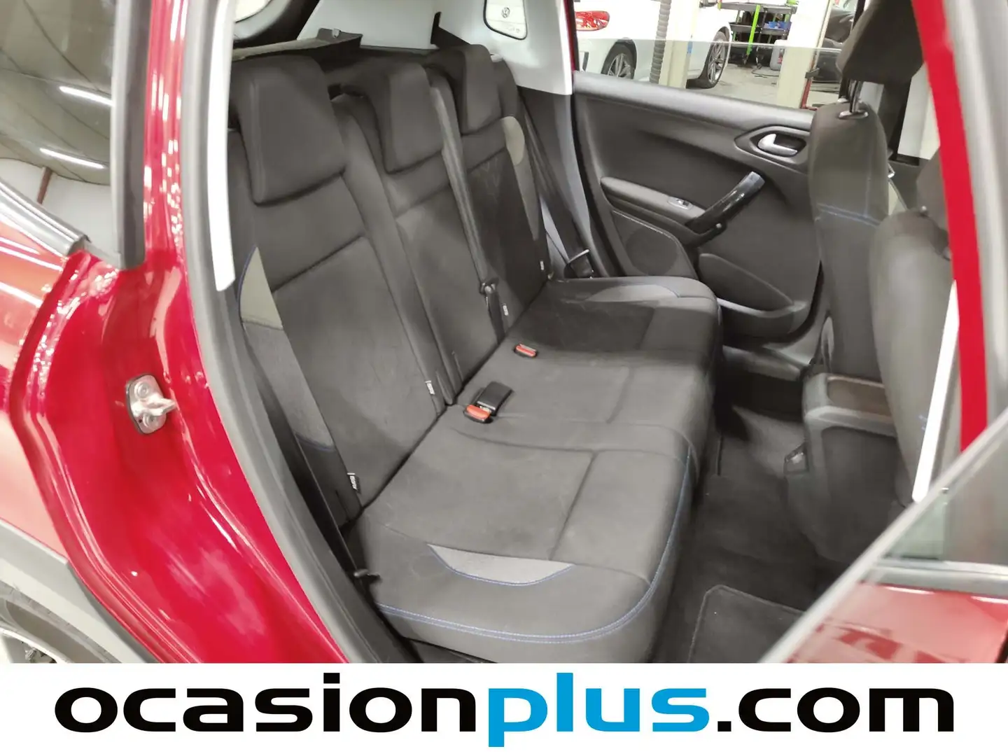 Foto Peugeot 2008 Peugeot 2008 PureTech Signature  (82 CV)