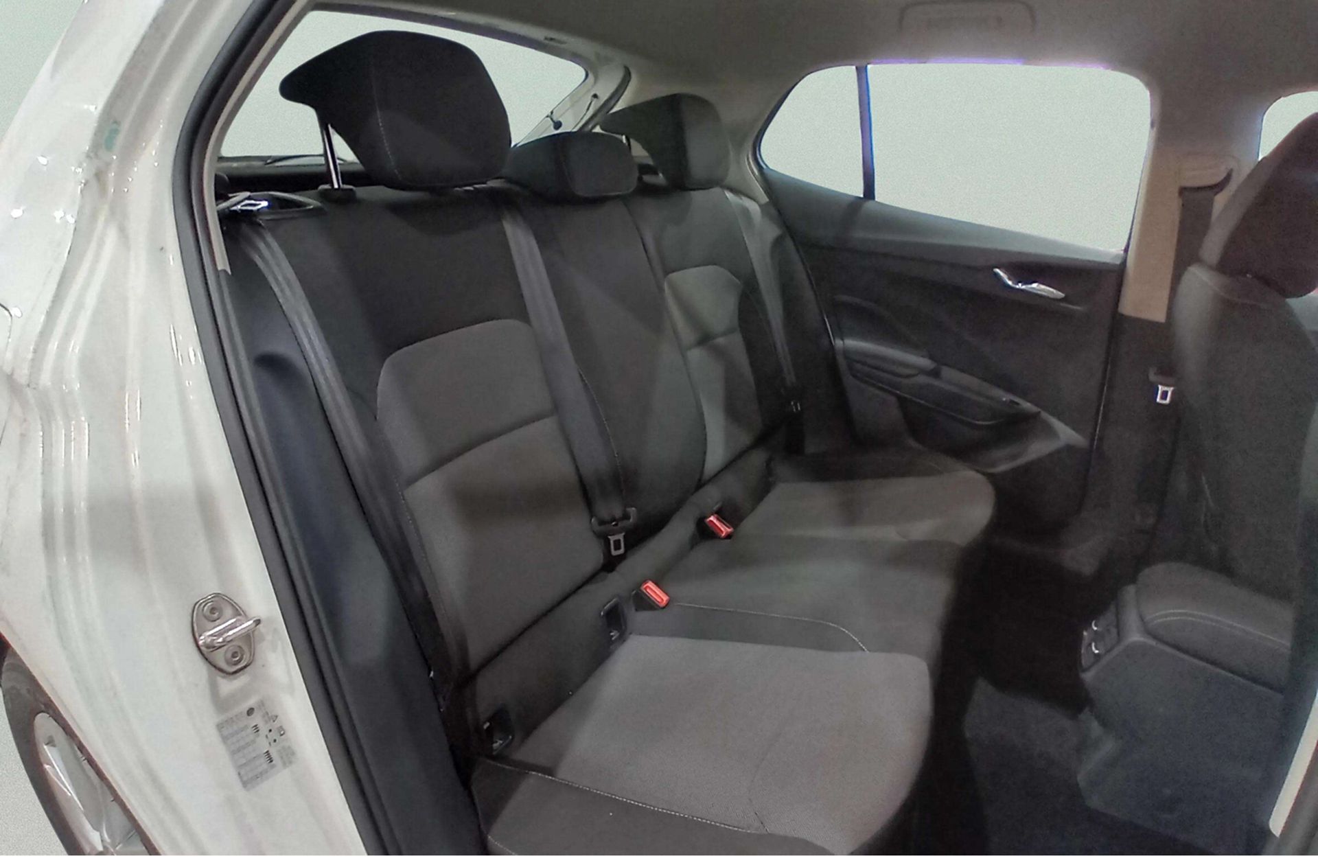 Škoda Fabia 1.0 TSI Ambition - foto 14