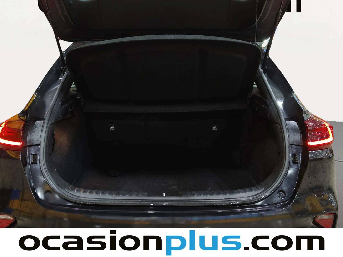 Foto KIA XCeed Kia XCeed 1.5 MHEV iMT Tech (160 CV)