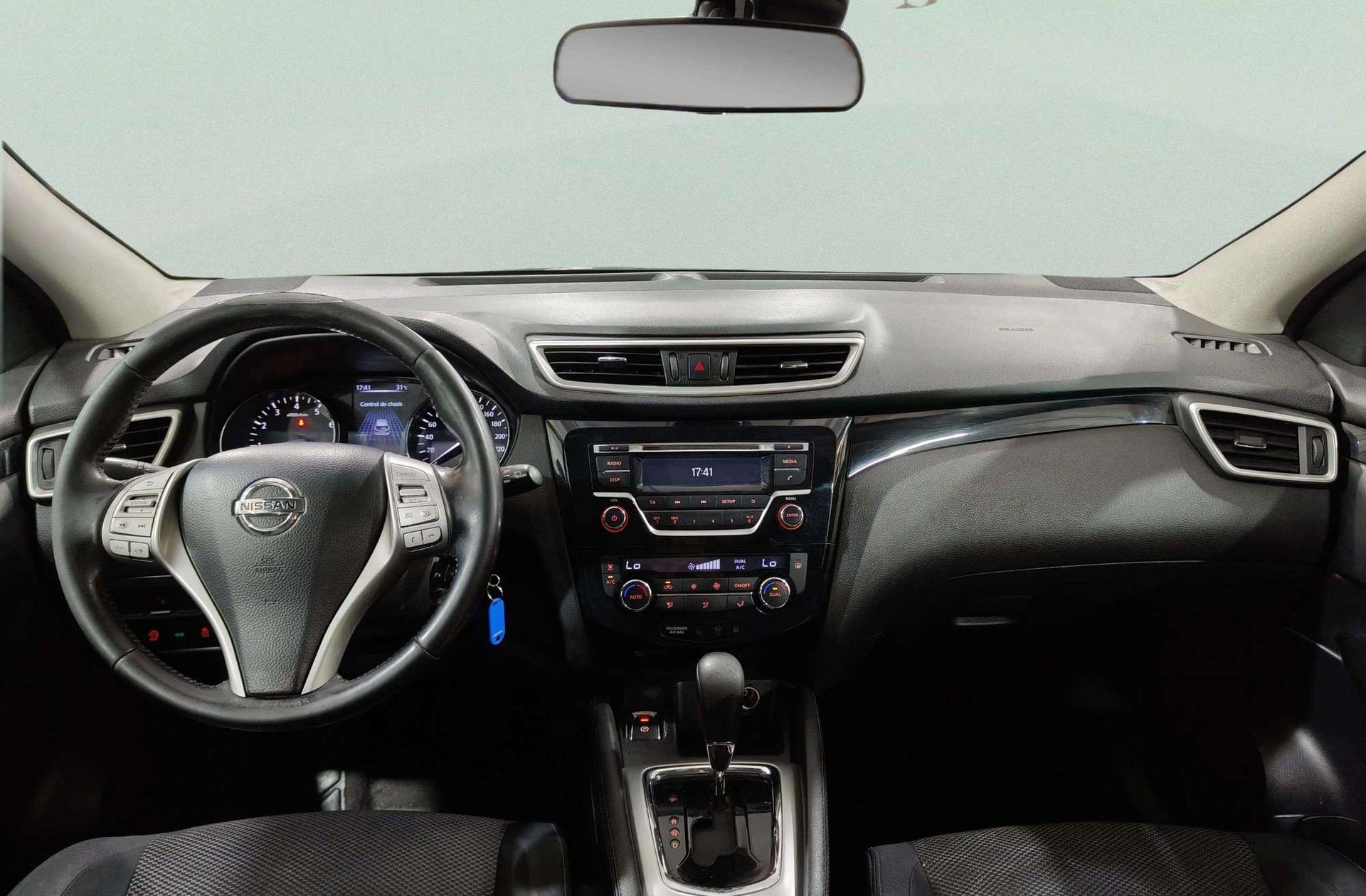 Nissan Qashqai DIG-T 115 Acenta 4x2 XTronic - foto 6
