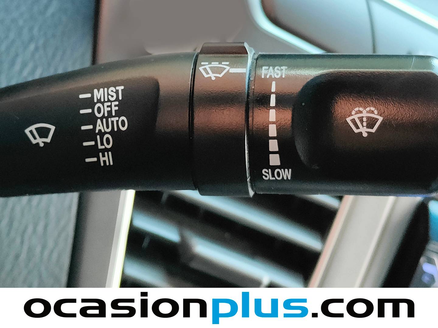 Extras y acabados del SsangYong Rodius SsangYong Rodius 2.0 e-Xdi Premium Auto (155 CV) 7 Plazas