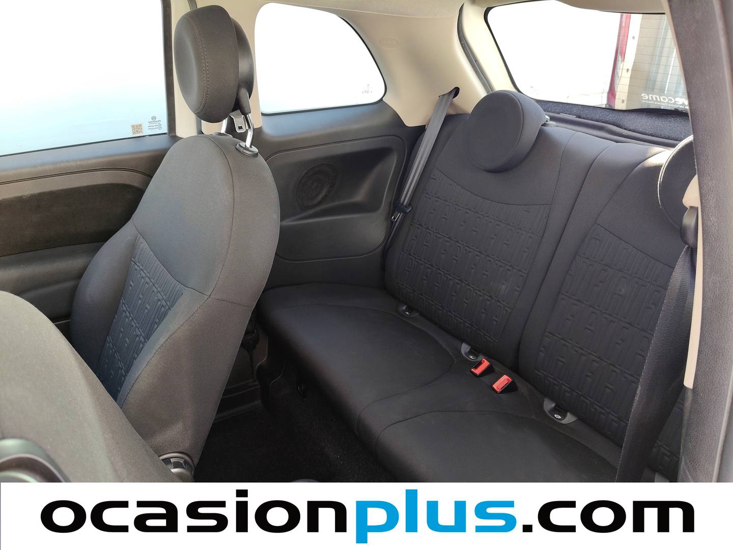 Foto asientos traseros Fiat 500 Fiat 500 1.0 Hybrid Dolcevita (70 CV)