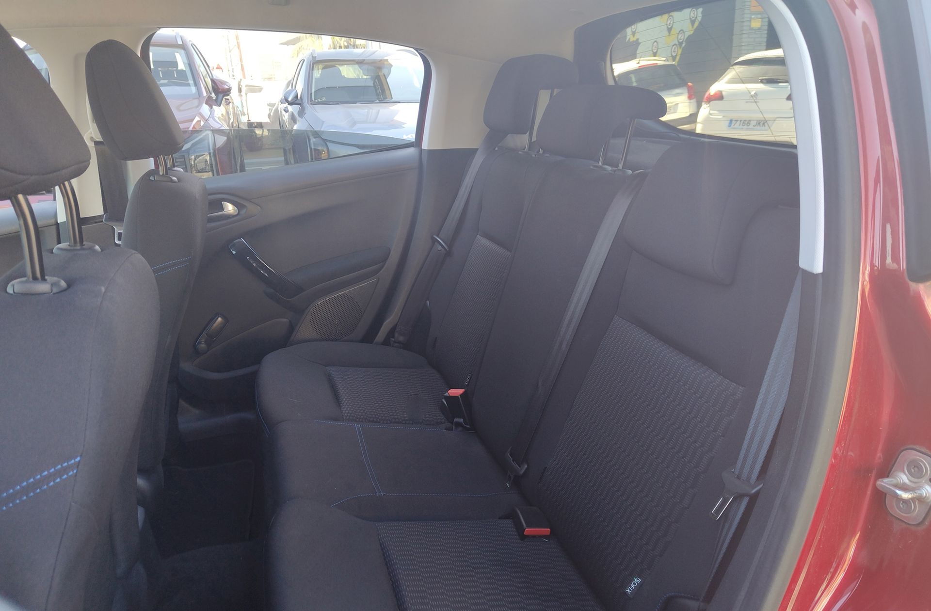 Peugeot 208 PureTech 82 Style - foto 8