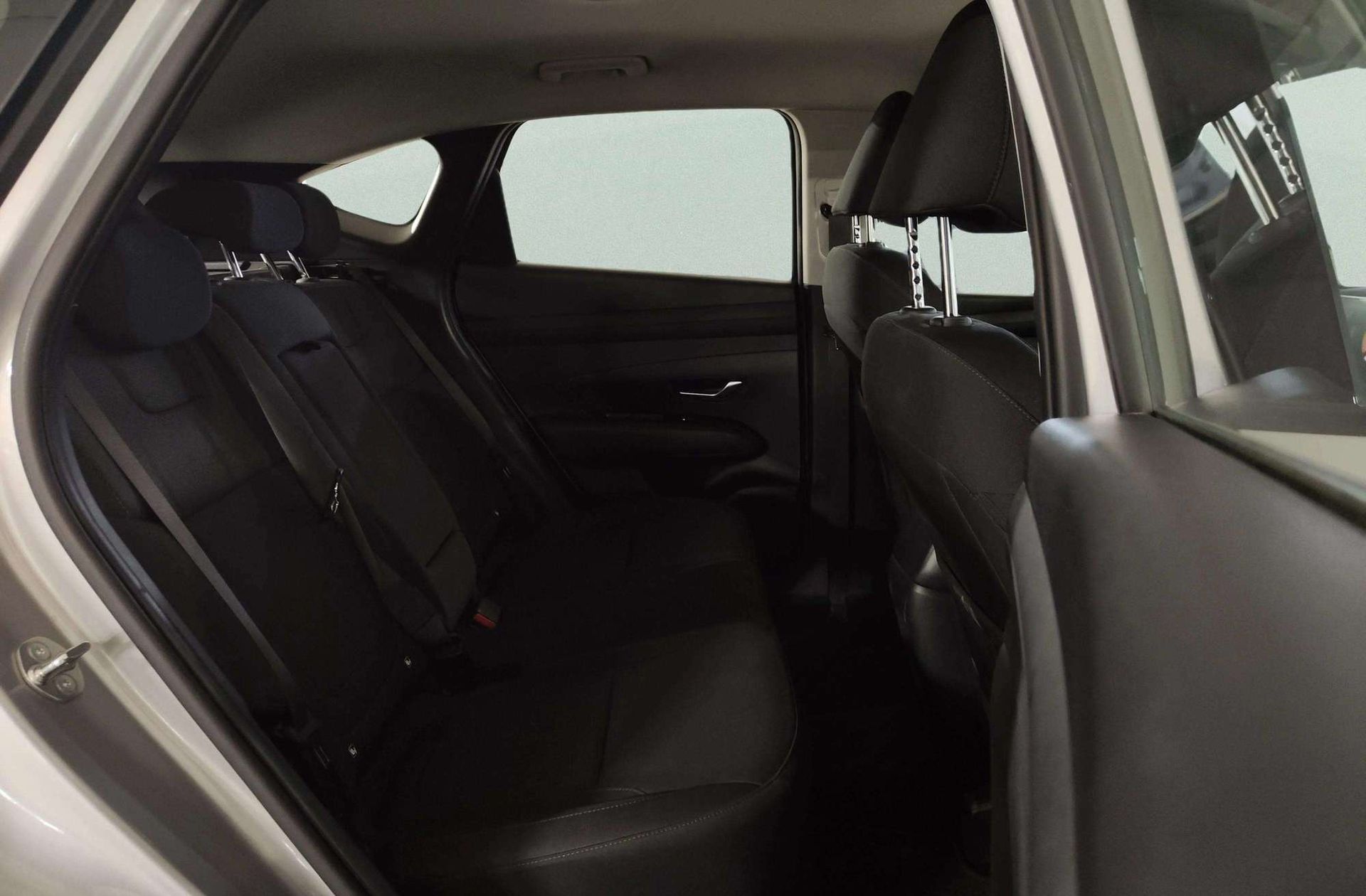 Hyundai Tucson 1.6T HEV Klass - foto 19