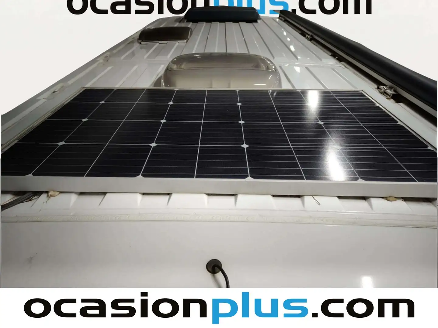 Foto Citroën Dethleffs Globetrail 640 DB 103KW (140 CV) Citroën Dethleffs Globetrail 640 DB 103KW (140 CV) 640 DB  Edition 90  (140 CV) ( 4 Plazas )