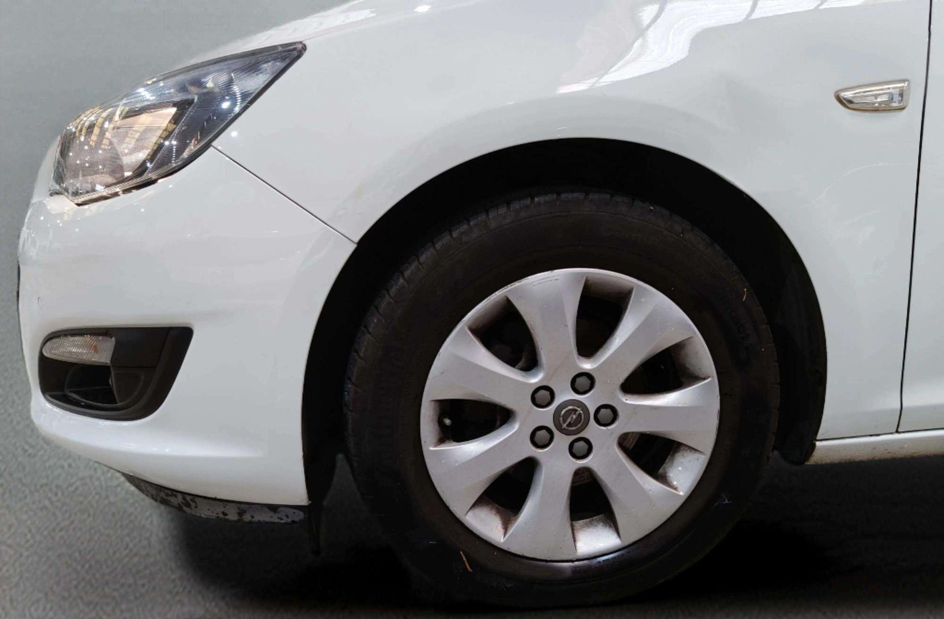 Opel Astra 1.4 Turbo GLP Elegance - foto 35