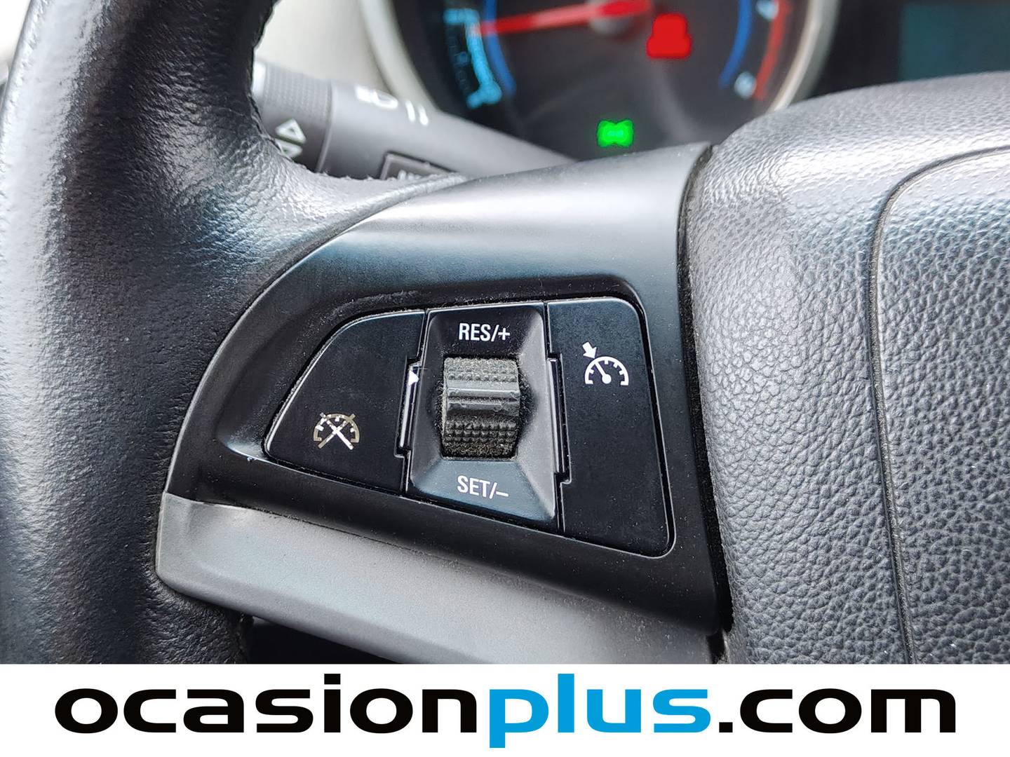 Foto Chevrolet Cruze Chevrolet Cruze 1.6 LS+ Clima (124 CV)