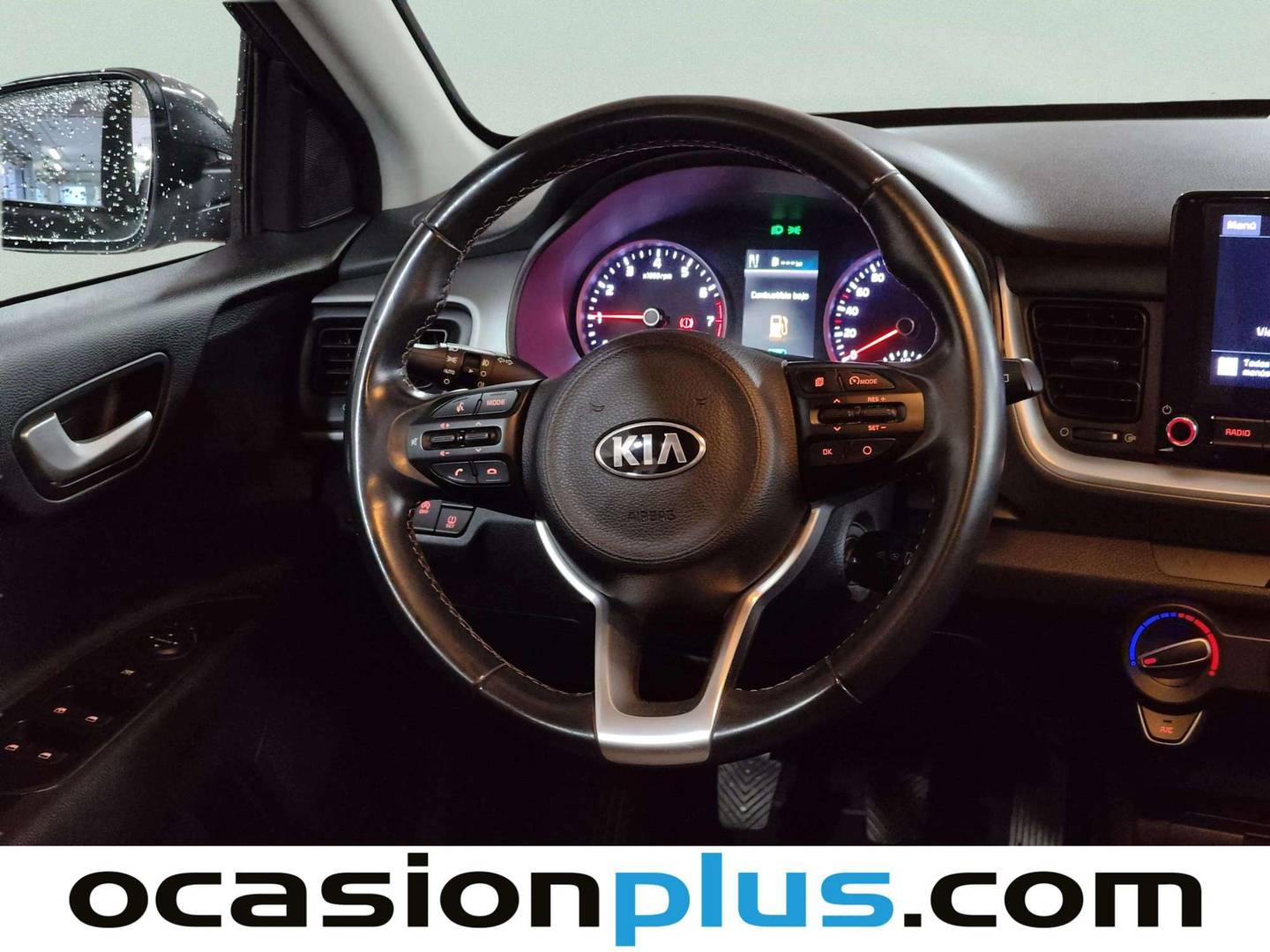 Foto KIA Stonic Kia Stonic 1.0 T-GDi MHEV iMT Concept (100 CV)