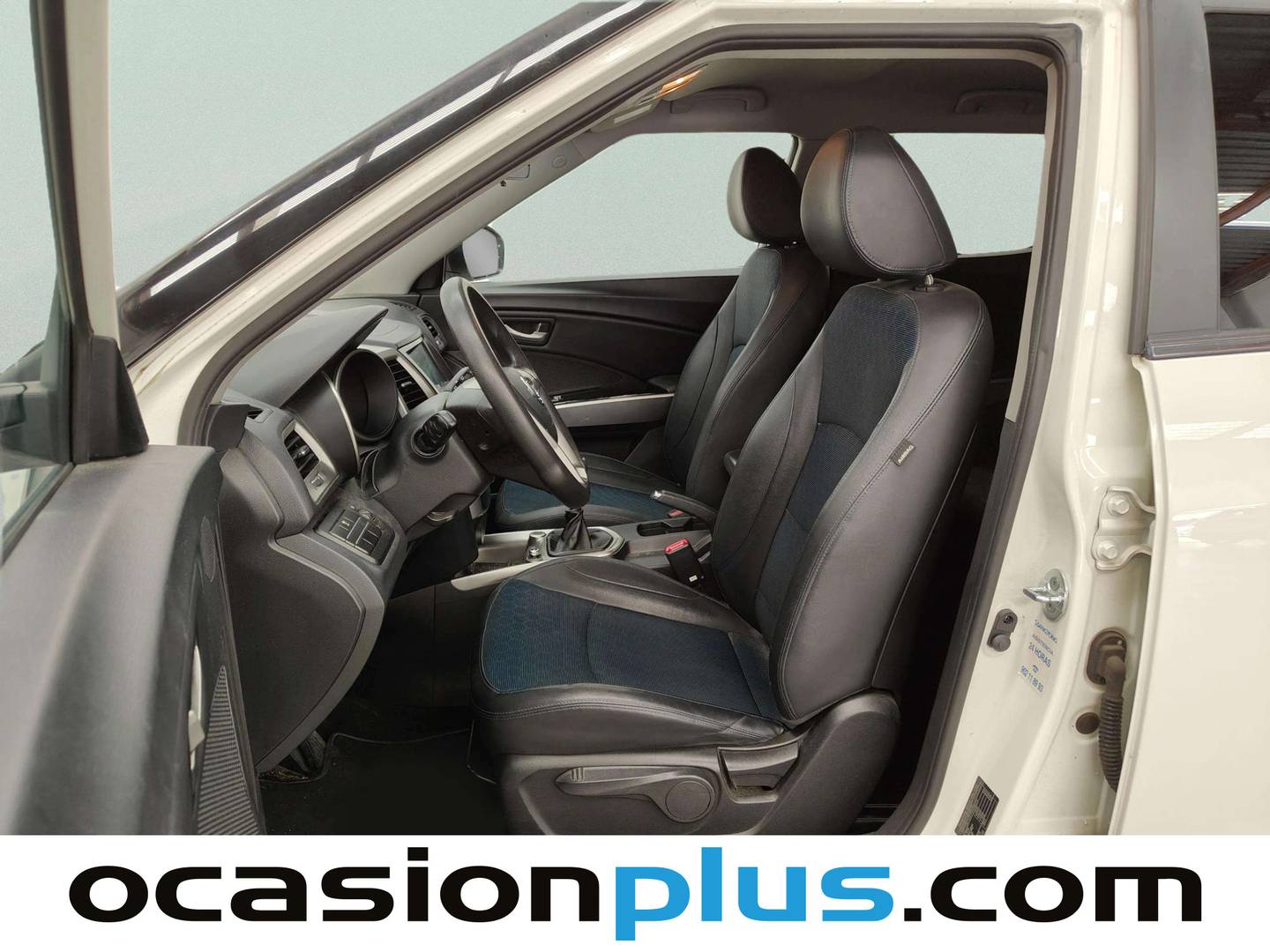 Foto asientos delanteros SsangYong Tivoli SsangYong Tivoli D16T Premium 4x2 (115 CV)