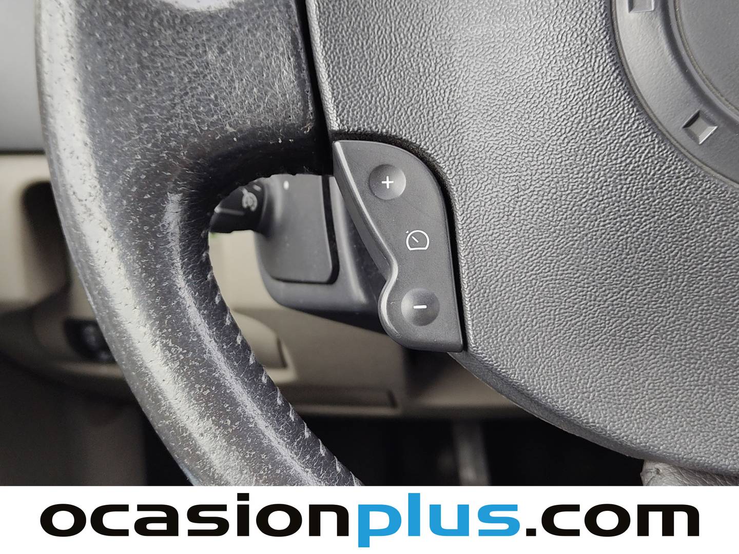 Extras y acabados del Renault Scénic Renault Scenic 1.5 dCi Emotion (105 CV)